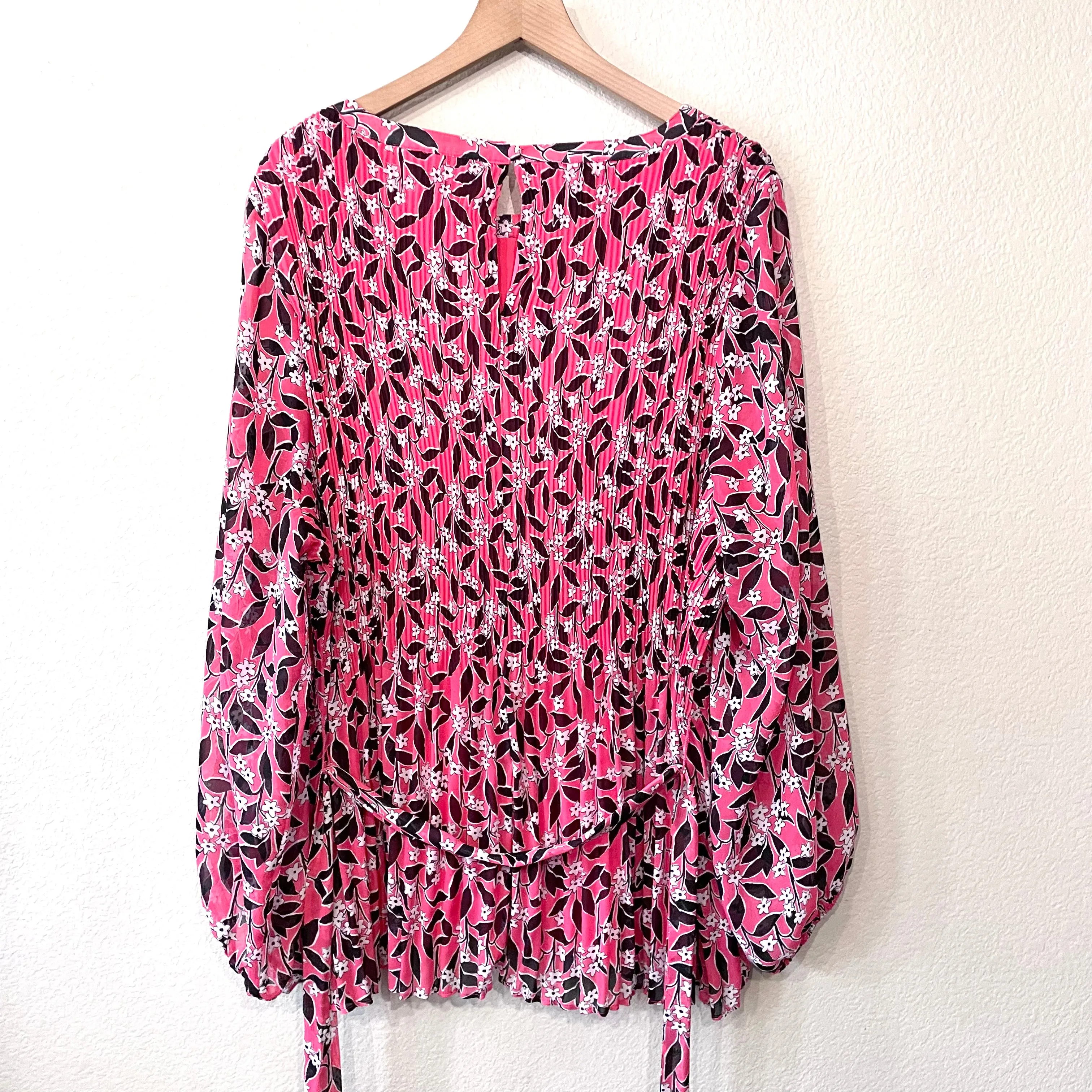 Floral Accordion Pleated Blouse