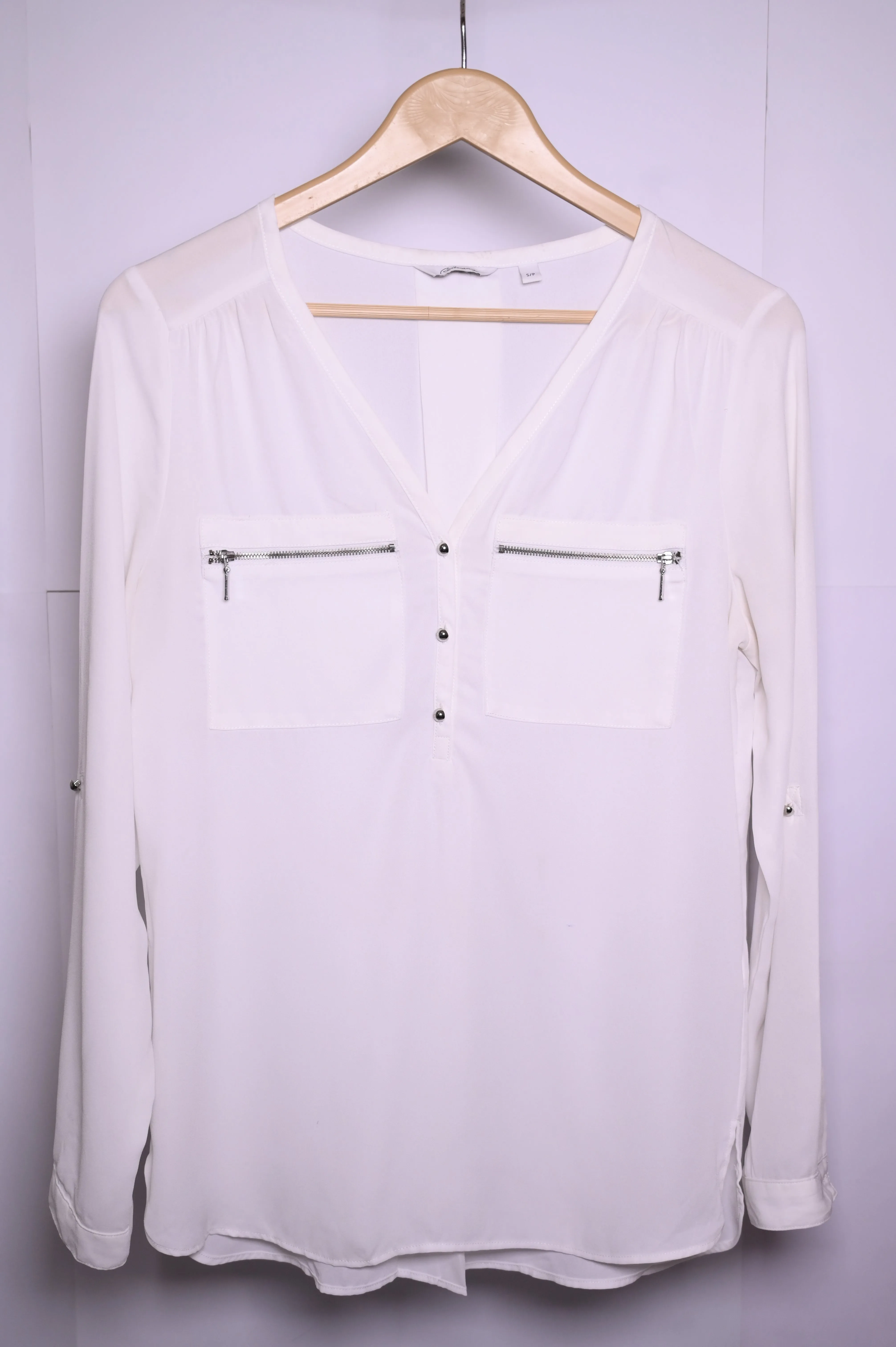 Reitmans Women's White Blouse - Small (19")