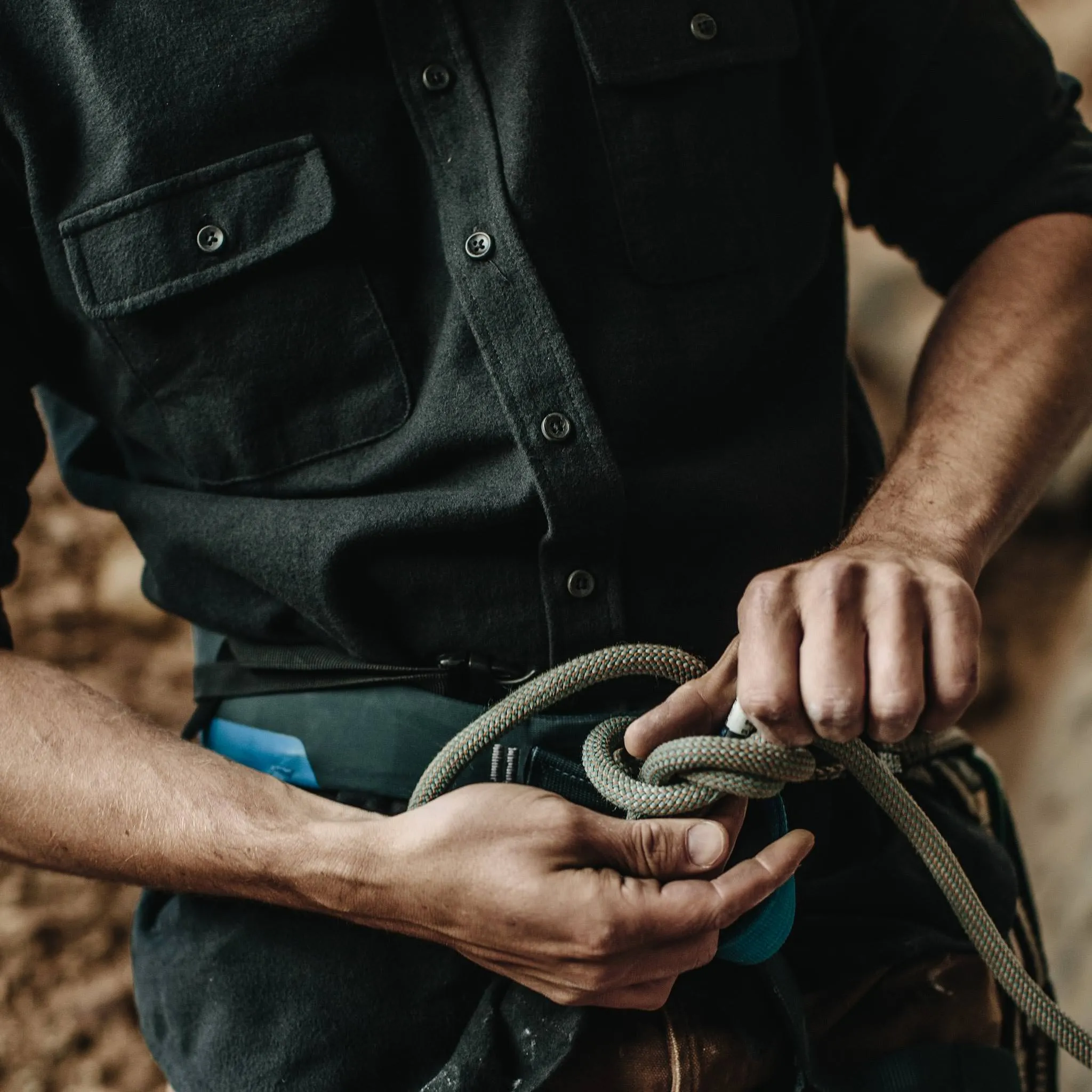 The Yosemite Shirt in Black