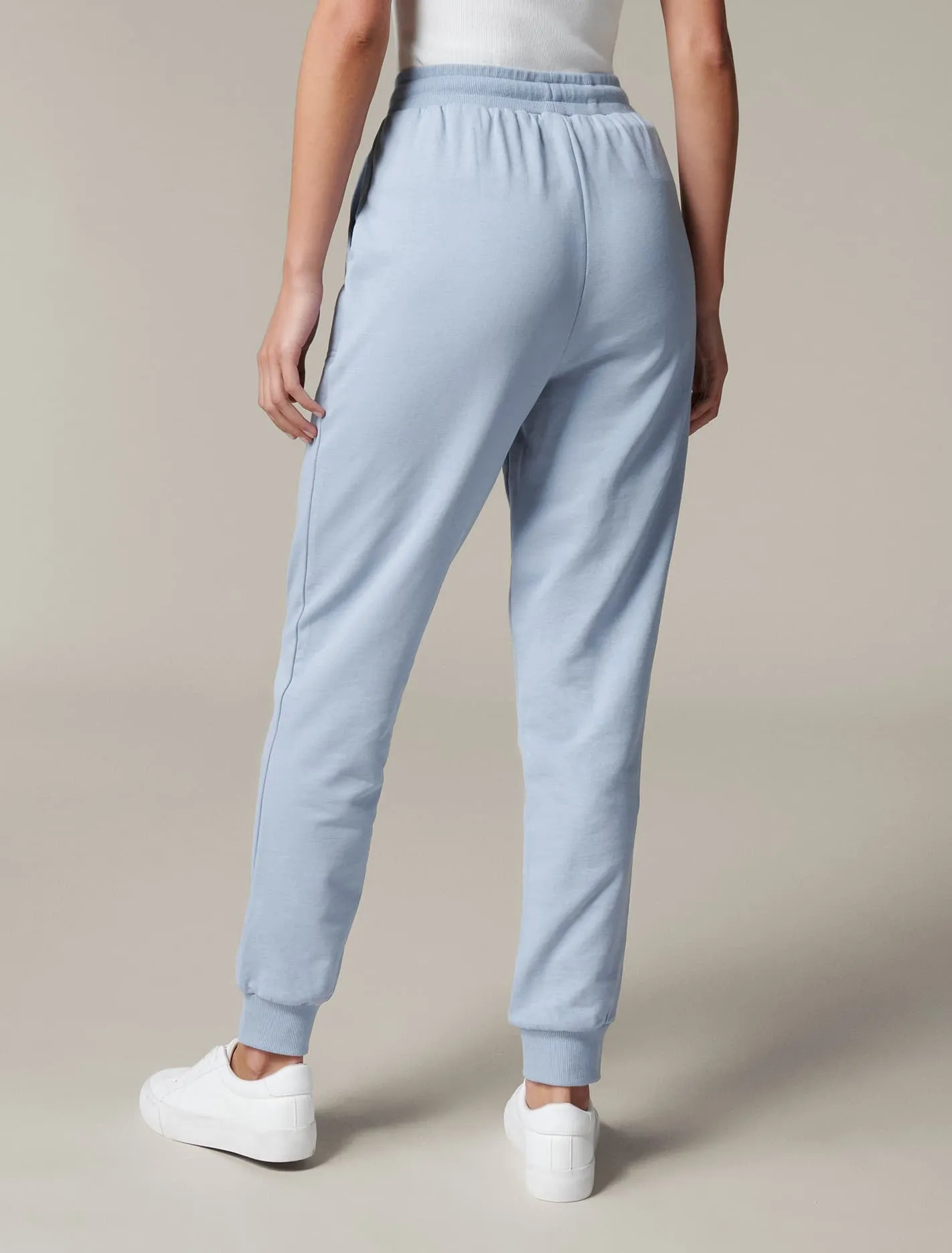 Vera Loungewear Lightweight Jogger