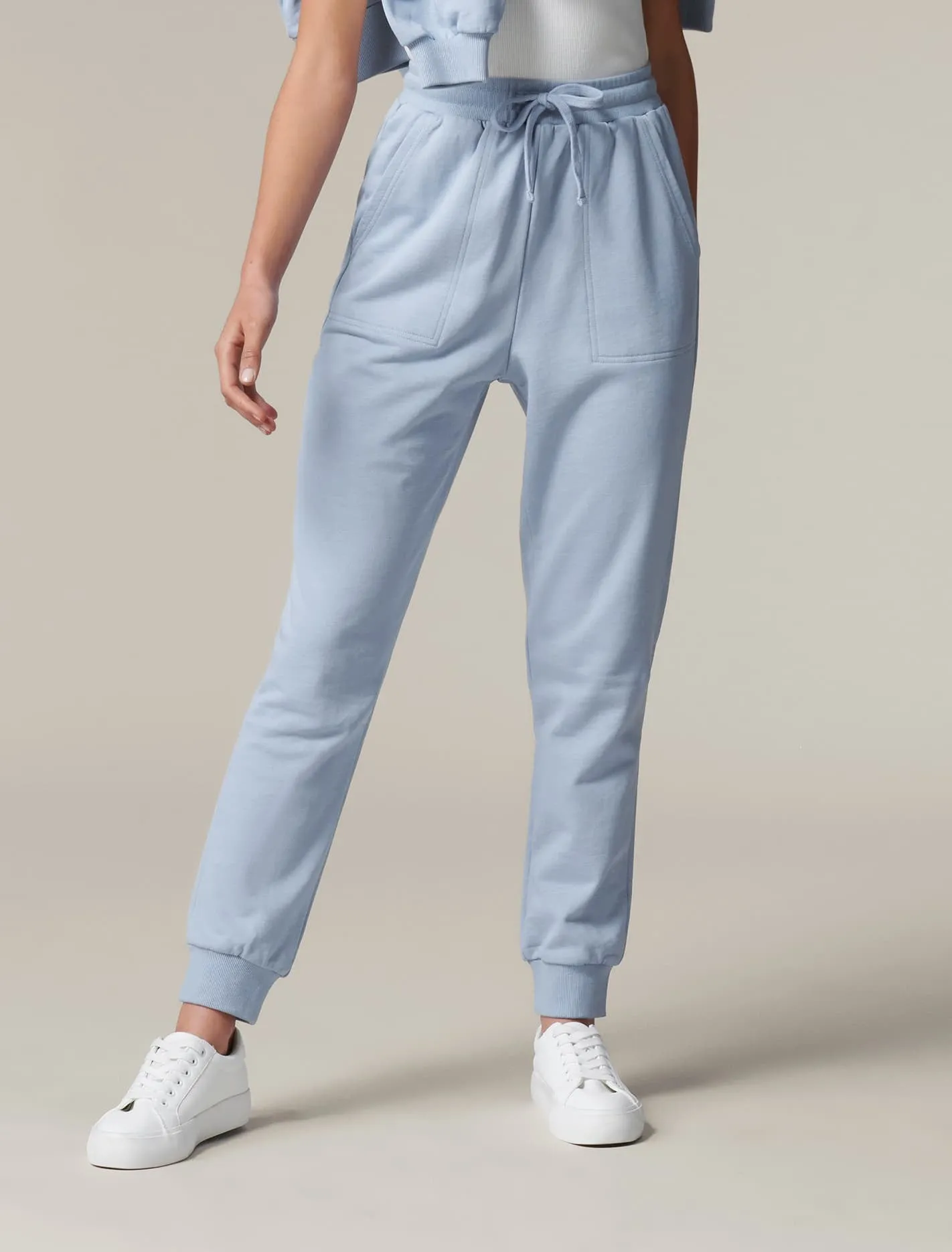 Vera Loungewear Lightweight Jogger