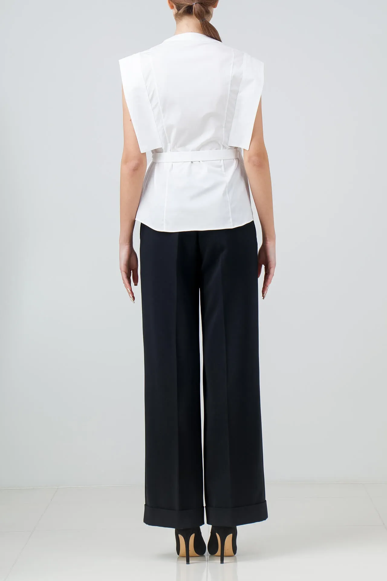 White stretch cotton wrap shirt made from Egyptian cotton by Tessitura Monti